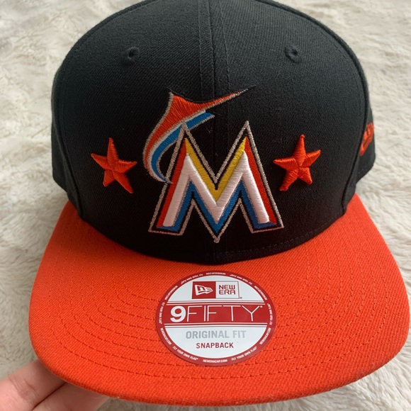 Miami Marlins Snapback Hat - Picture 2 of 8